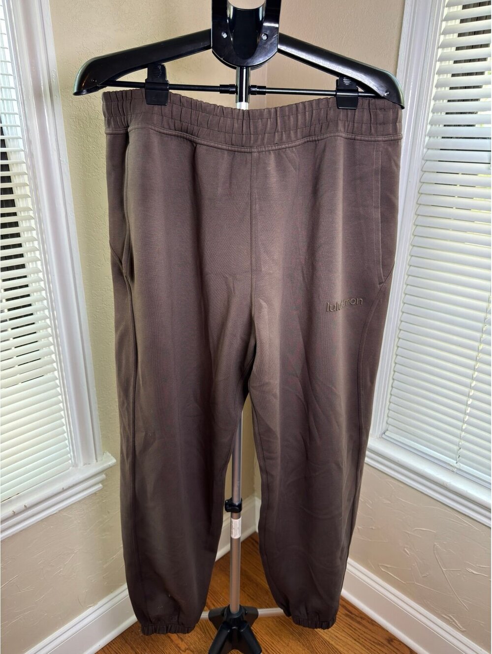 Lululemon Soft Jersey Tapered Jogger Pants Brown Taupe Size 14 oversized